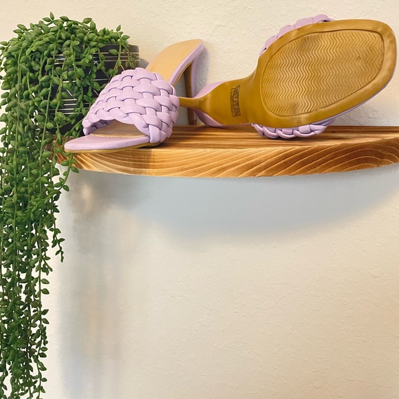 Forever 21 Sandal Heel - Picture 3 of 3